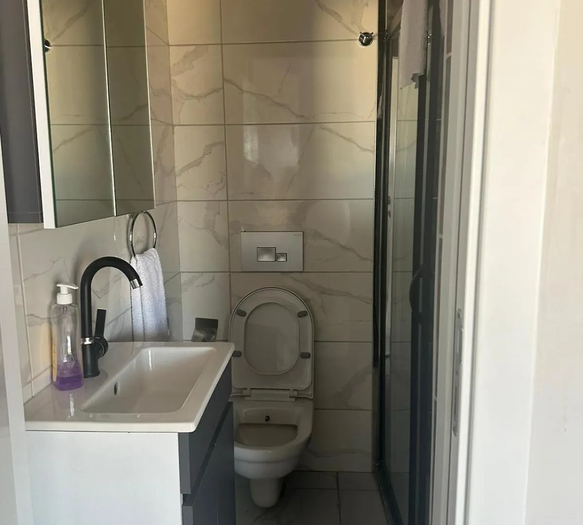 Holiday Beach Hotel Arnavutkoy