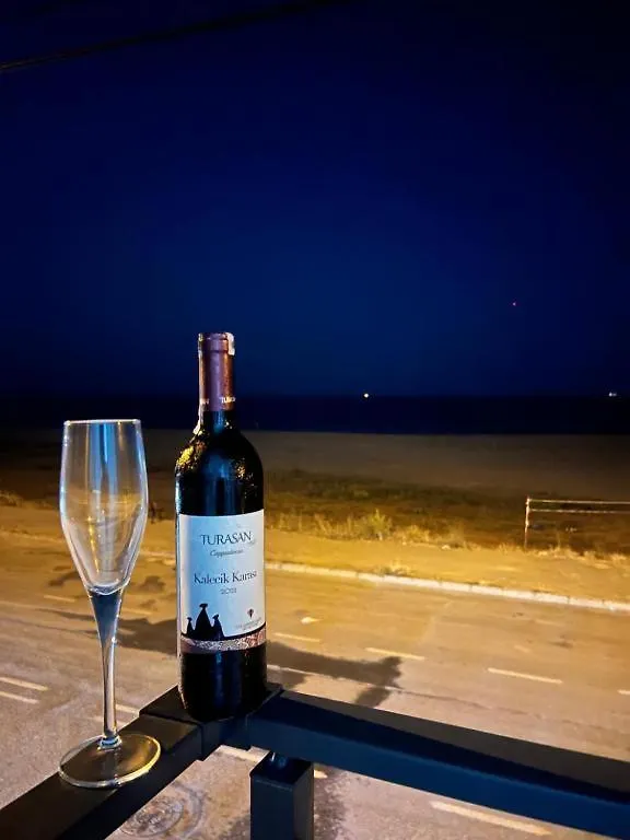 Holiday Beach Hotel Arnavutkoy